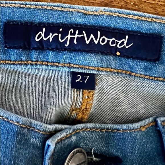 Driftwood Sophia Cropped Straight Leg Cuffed Jean - Size 27 - Picture 7 of 15